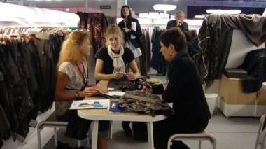 Uno stand e il presidente Philip Pasquet