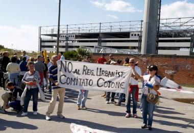 Protesta contro il Regolamento urbanistico   