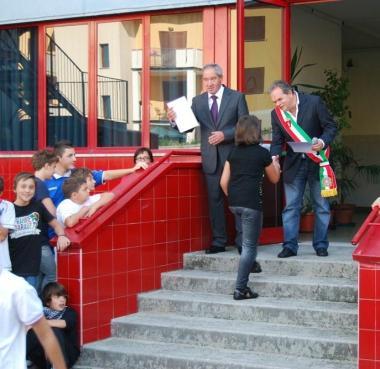 Il sindaco saluta i ragazzi della La Pira 