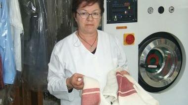 Al lavoro in lavanderia