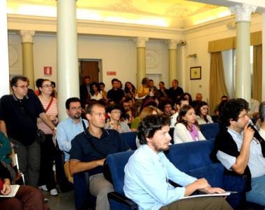 Un momento dellassemblea dei ricercatori a Scienze politiche  