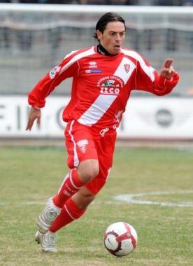 <b>ATTACCANTE</b> Mauro Esposito in biancorosso      