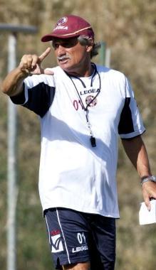 <b>OSSERVATO.</b> Il tecnico amaranto Bepi Pillon e a fianco Biagio Pagano che a Novara potrebbe tornare titolare    