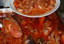 Cacciucco e bugie nelle pentole di Anna
