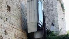 L’ascensore installato al Castello