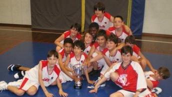 I ragazzi del Lions Montemurlo Basket giunti terzi al torneo di Agliana