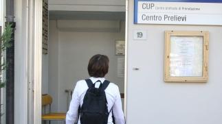 L’ingresso del Centro prelievi della Misericordia di Marina