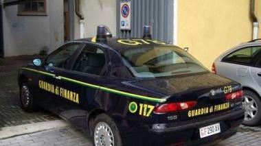 Sono stati gli agenti della Guardia di Finanza a coordinare il blitz nell’azienda