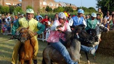 Un’edizione del Paliotto dei pony di Querciola