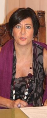 Monica Calamai direttore generale Asl e una veduta dellospedale di Portoferraio 