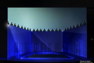 La scena allestita per lopera di Gounod 