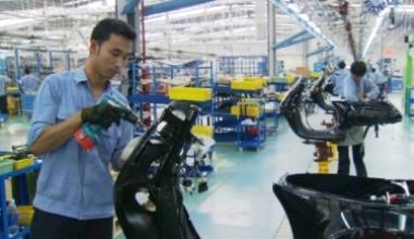 Piaggio, altre 2 settimane di cassa integrazione per 480 dipendenti