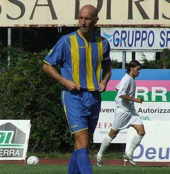 Micchi, bandiera giallobl&ugrave; 