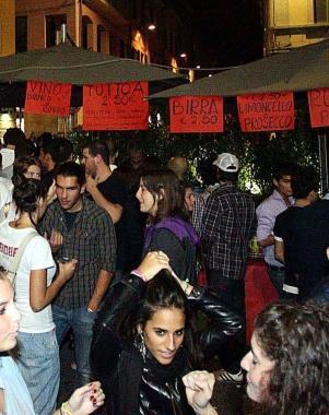 Giovani alla notte bianca 