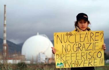 Una protesta contro larrivo delle scorie radioattive 
