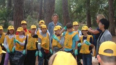 I bambini che hanno partecipato a “Puliamo il mondo”