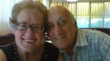 Oggi è una data importante per Azzolino e Vanda che festeggiano 50 anni di matrimonio. Tanti auguri ...