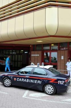 Svaniti i rapinatori del phone center