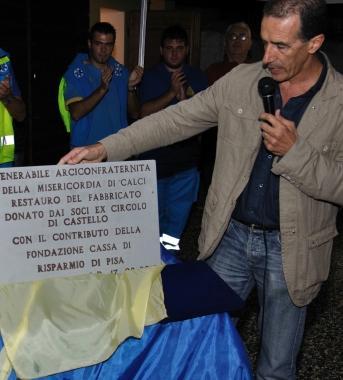 La lapide che ricorda il restauro 