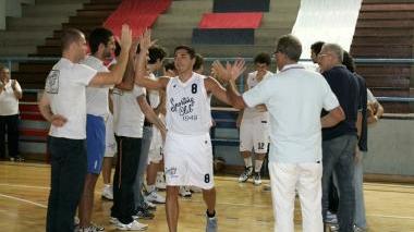 Il play Davide Bonora, uomo guida dello Sporting Club 1949