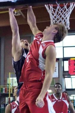 Varnado marziano, difesa da campionato e Pistoia vola in finale