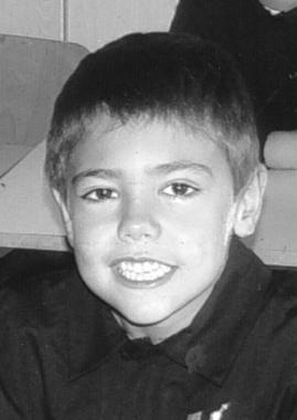  6 candeline A Vittorio, gli auguri più belli per i tuoi 6 anni. Tantisimi auguri ...