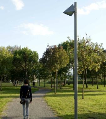 Uno dei lampioni nel parco  