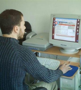 <b>INTERNET.</b> Turista sul web 
