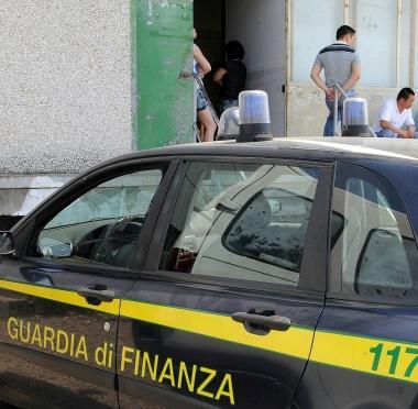 Aumentano i controlli della guardia di finanza per combattere il lavoro nero   