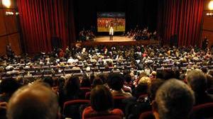 Le mani e i soldi della Regione sul teatro Era