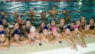 Alcuni dei giovani atleti tesserati per il Nuoto Valdinievole In questa stagione il gruppo è cresciuto di tre unità
