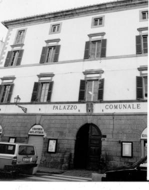<b>MUNICIPI.</b> Sopra Castel del Piano A fianco quello di Arcidosso      