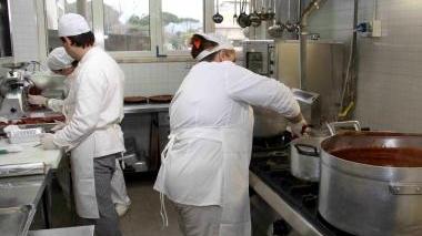 Rincarano i servizi mensa nelle scuole aullesi