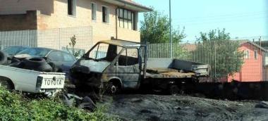 I resti dellincendio al Rolfo Center 