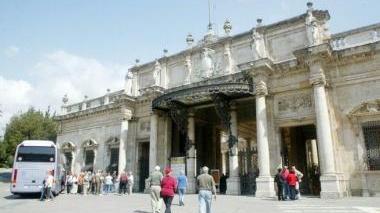 La facciata del Tettuccio, cartolina storica di Montecatini