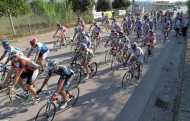 <b>LA FARFALLA.</b> Un momento della partenza della mediofondo 