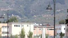 I capannoni industriali sulla via Aurelia a Pietrasanta