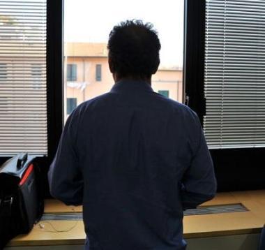 Lex collaboratore di giustizia di spalle nella nostra redazione 