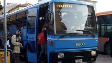 Tanti i problemi con il servizio di trasporto scolastico per uno studente nella tratta Guardistallo-Volterra