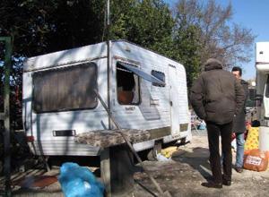 Pisa manda  a Livorno quattro famiglie di rom
