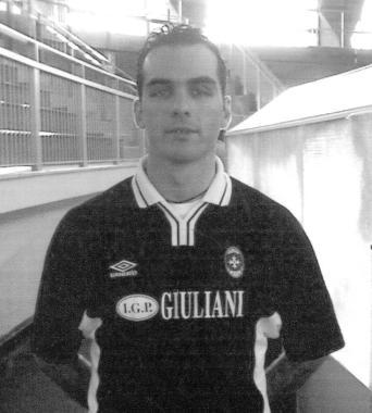<b>SOCCER FIVE. </b>Giovanni Carboni 