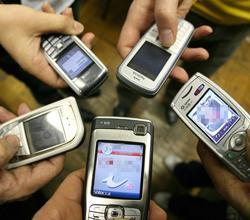 Linea dura sui cellulari a scuola