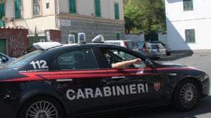 100mila euro falsi nascosti nella Porsche, arrestato