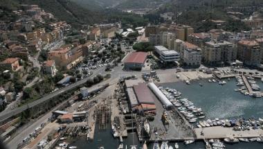 <b>PORTO SANTO STEFANO.</b> Nuove regole per lemergenza casa 