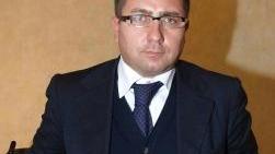 Daniele De Sanctis, 42 anni, è il nuovo comandante della polizia municipale di Pietrasanta Romano, ha comandanto anche i vigili di Aprilia
