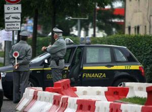 Perquisizioni e arresti per traffico di droga