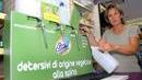 Sapone e detersivi alla spina in quattro esercizi commerciali