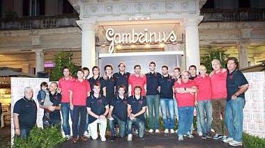 La presentazione della squadra ai tifosi ieri al Gambrinus