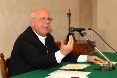Il vescovo Mansueto Bianchi   