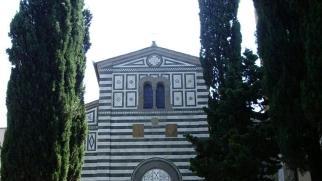 La pieve di San Piero dove è allestita la mostra
